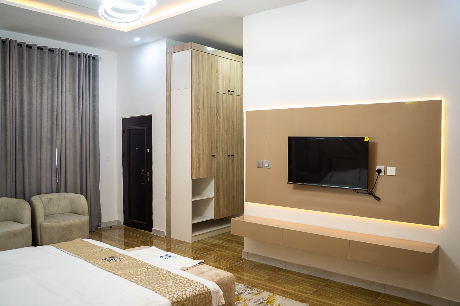 WhatsApp Image 2024-07-20 at 8.29.45 PM (4)